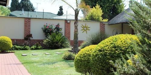 Mendelssohn Manor Guest House Randburg Экстерьер фото